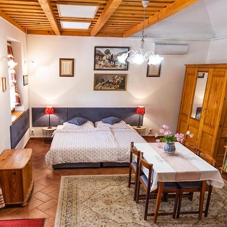 Angelika Vendeghaz Apartment Dinnyés Екстериор снимка
